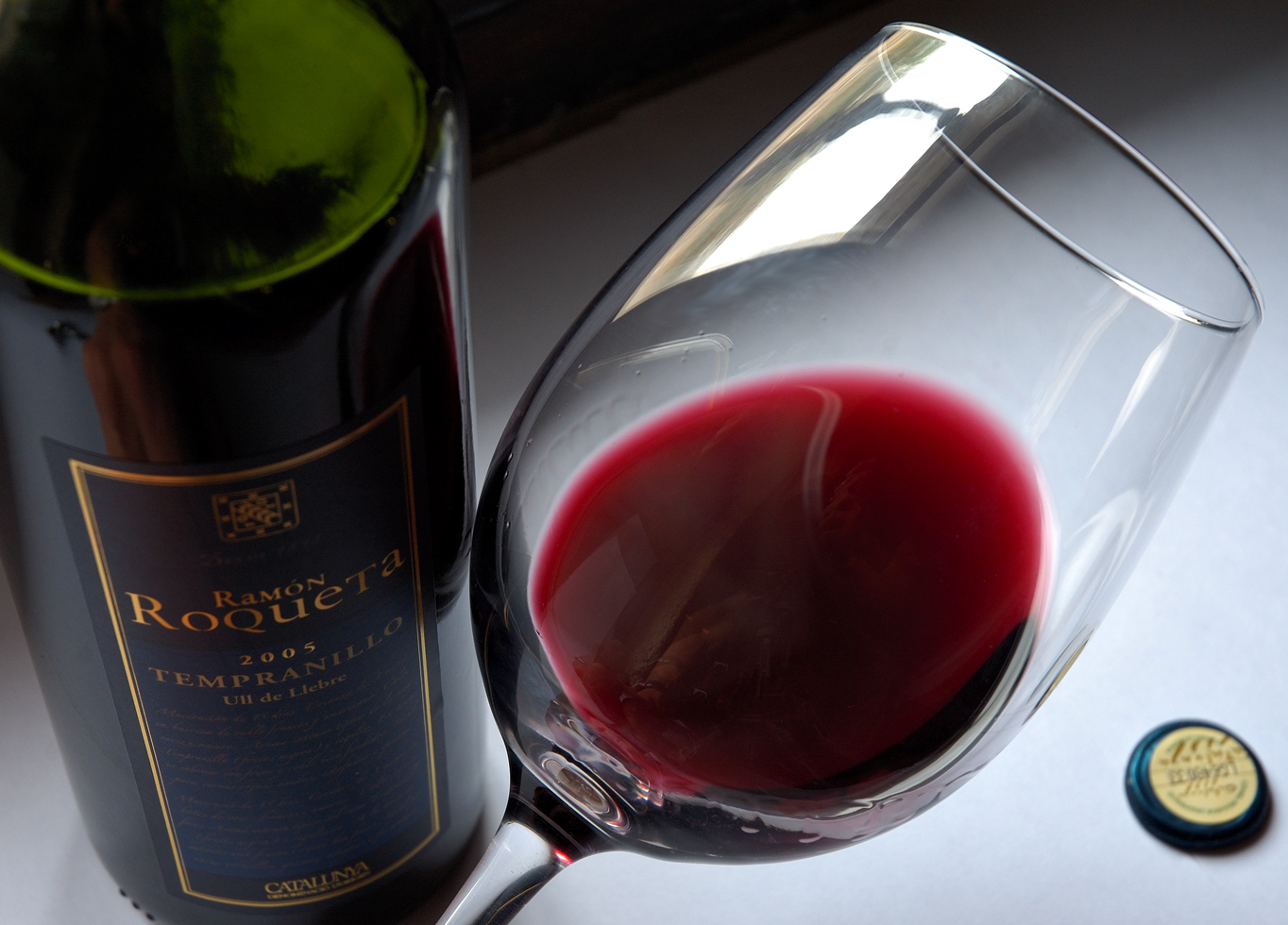 Research says Red Wine is very healthy – in moderate amounts