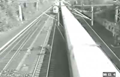 Man is incredibly lucky – Escapes two hi Speed Trains